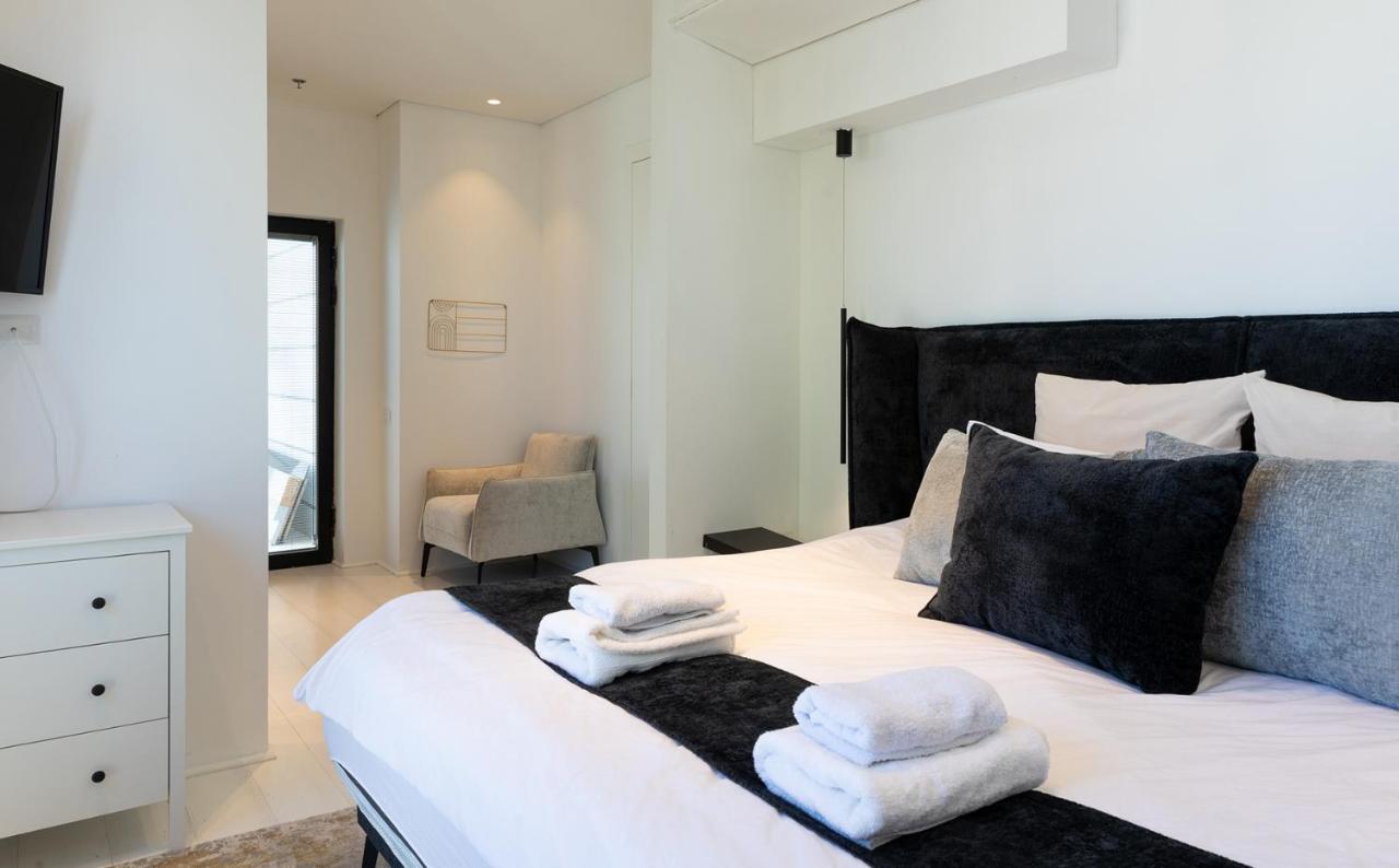 Yalarent Sea-Breeze Penthouse With Jacuzzi Apartment Bat Yam Luaran gambar